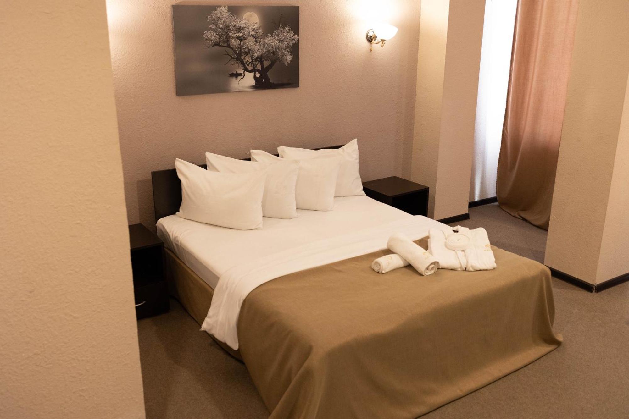 Richmind Hotel Vagharshapat Exteriér fotografie
